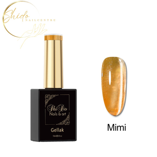 Productfoto van een okerkleurige cateye gellak van ShidoNails® met fijne metallic deeltjes en een duidelijk magnetisch cat-eye effect, waarbij het licht zich als een warme gloed over de nagel verplaatst.