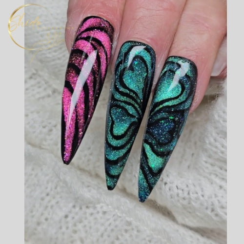 Galaxy Cat Eye Green & Cherry gellak – magnetisch detail met galaxy glow van ShidoNails®