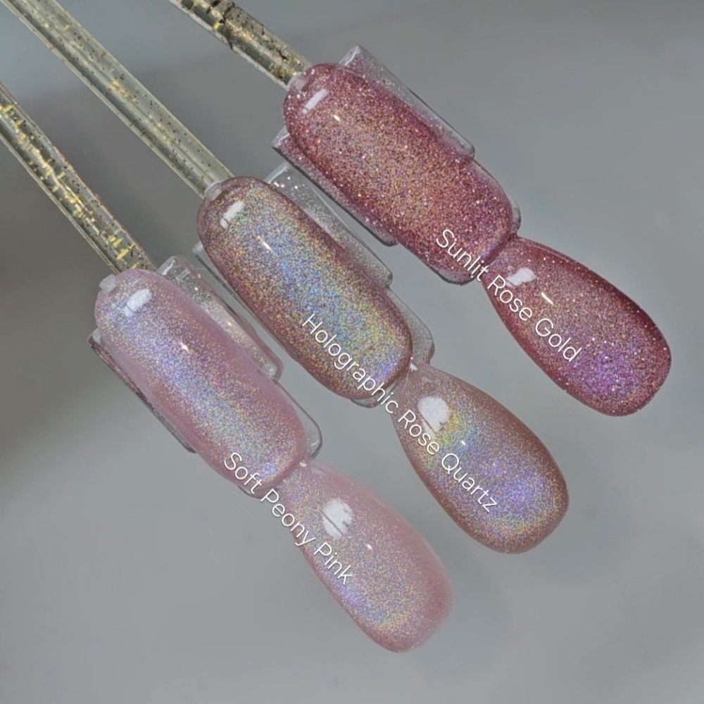 Hologram nude cateye swatches met duidelijk de glans en diepte met naam erbij