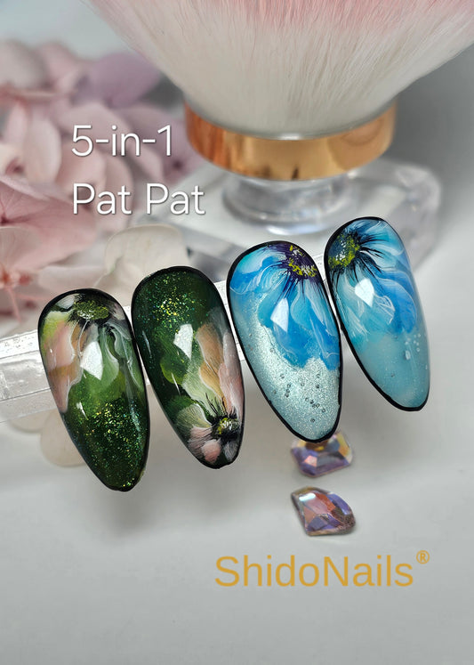 Blauwe en bruine bloemen nailart gemaakt met ShidoNails 5-in-1 Pat Pat gel